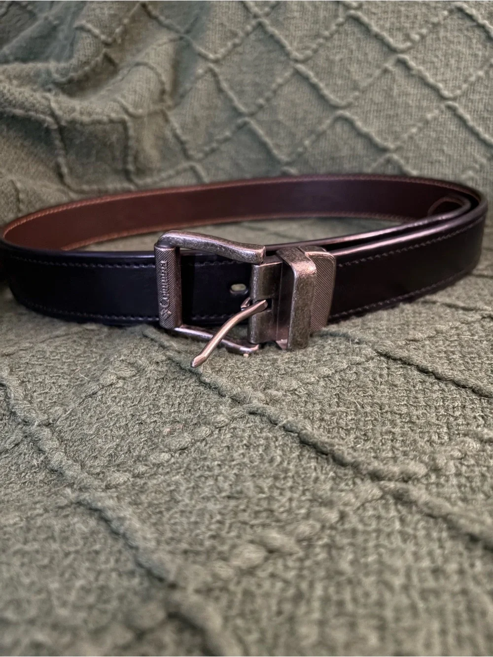Columbia Men's Black/Brown Leather Belt with Metal Buckle